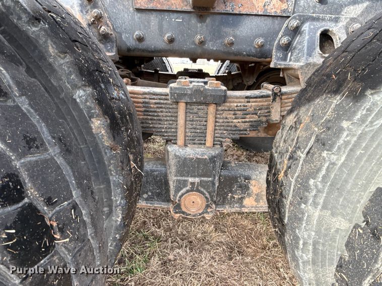 image for item ES5831 2020 Kenworth T880 roll-off container truck