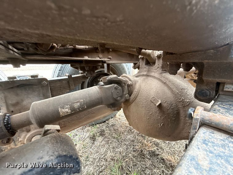 image for item ES5831 2020 Kenworth T880 roll-off container truck