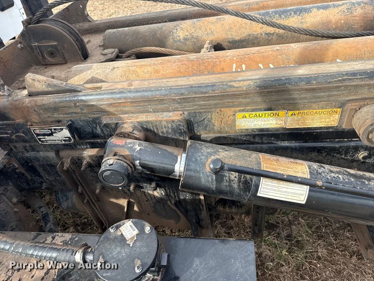 image for item ES5831 2020 Kenworth T880 roll-off container truck