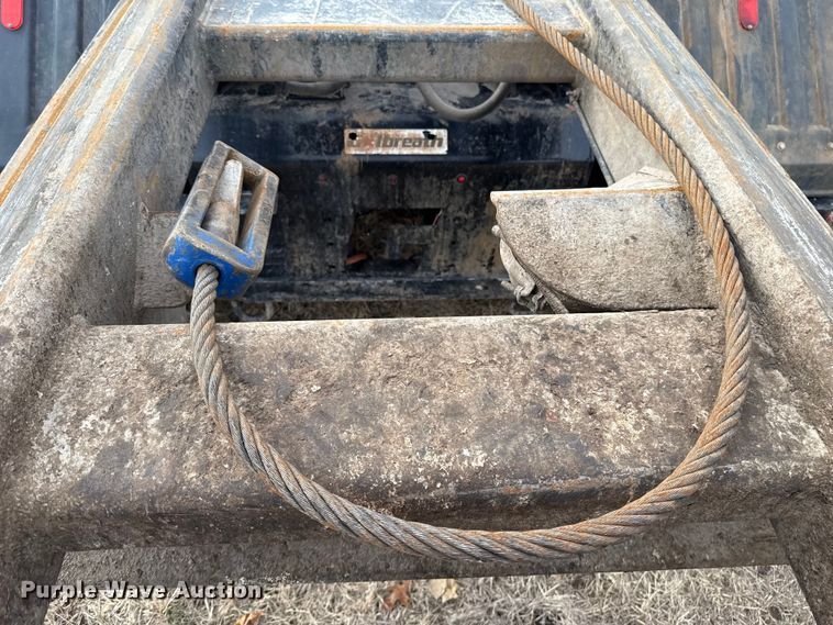 image for item ES5834 2019 Kenworth T880 roll-off container truck