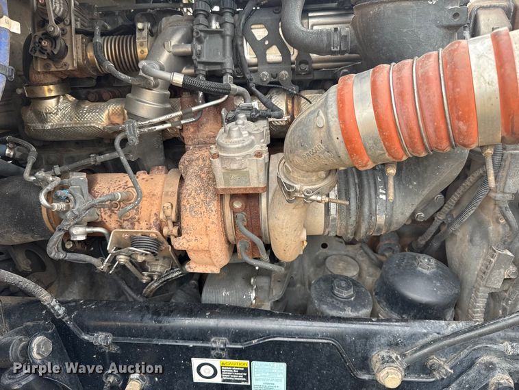 image for item ES5834 2019 Kenworth T880 roll-off container truck