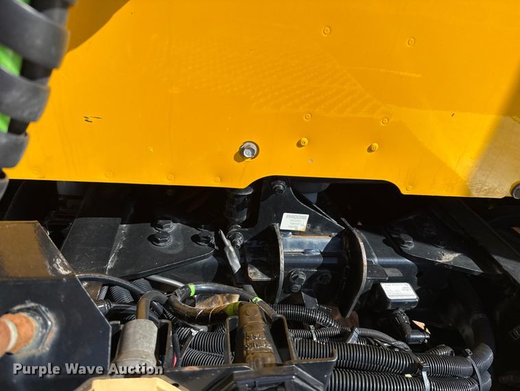 image for item ES5866 2021 Kenworth T680 semi truck