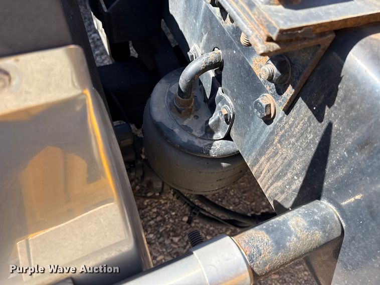 image for item ES5866 2021 Kenworth T680 semi truck