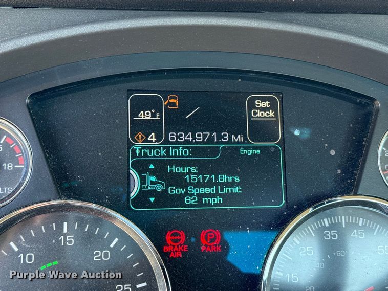 image for item ES5866 2021 Kenworth T680 semi truck