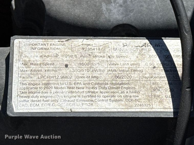 image for item ES5866 2021 Kenworth T680 semi truck