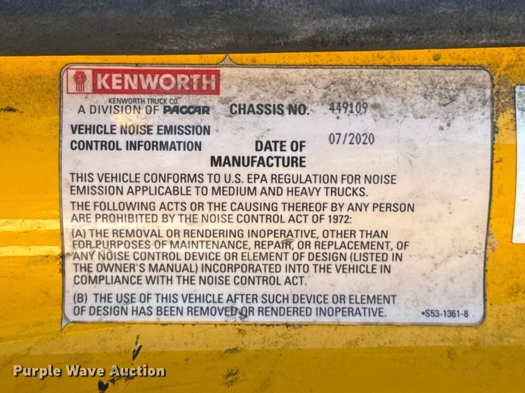 image for item ES5866 2021 Kenworth T680 semi truck