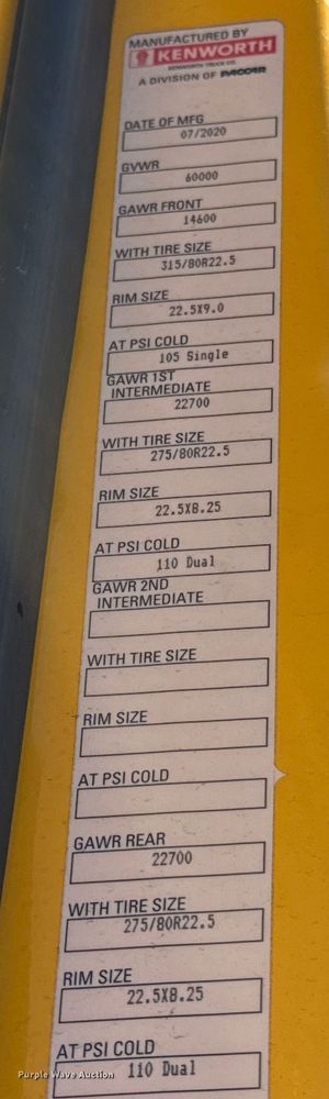 image for item ES5866 2021 Kenworth T680 semi truck