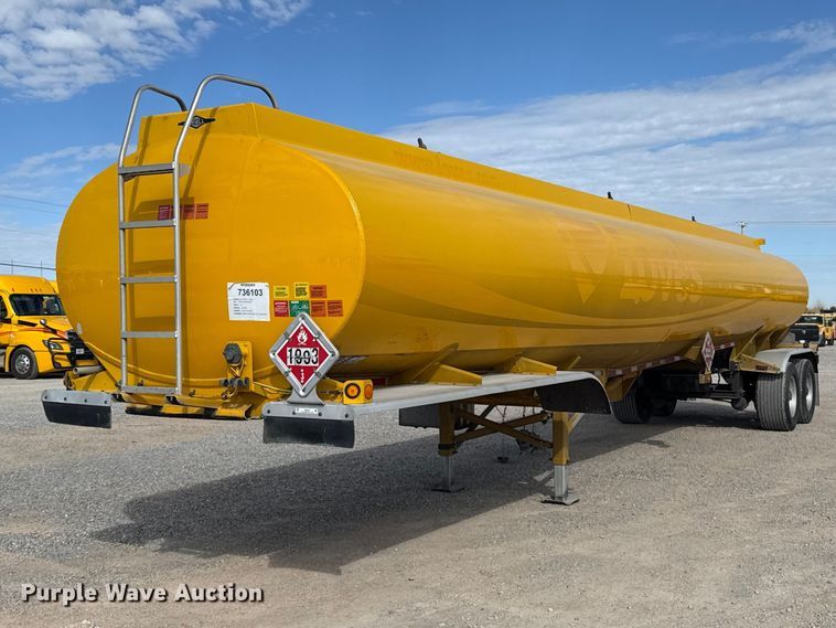 image for item ES5873 2010 Beall BAST-97-3-DC tank trailer
