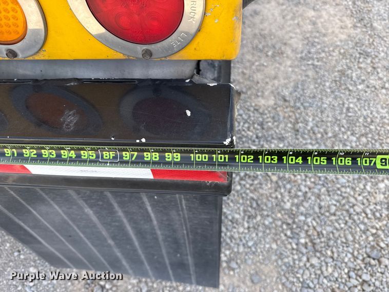 image for item ES5873 2010 Beall BAST-97-3-DC tank trailer