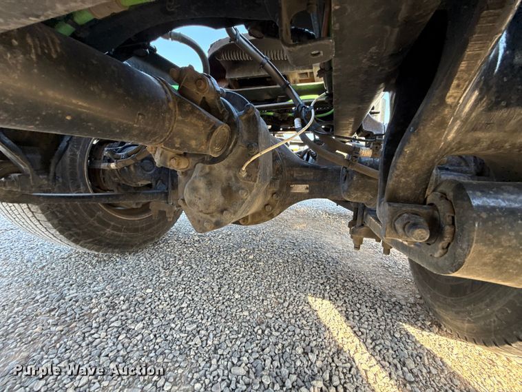 image for item ES5874 2021 Freightliner Cascadia 126 semi truck