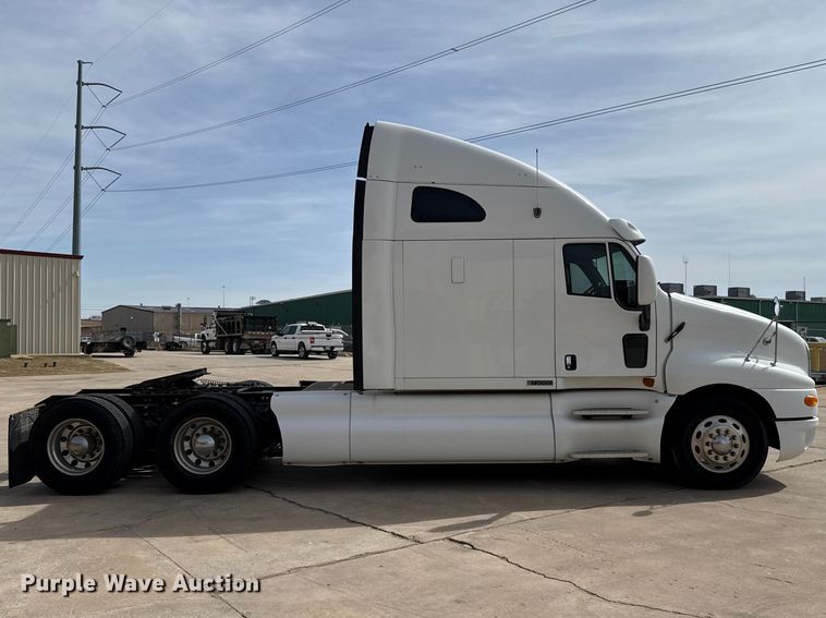 image for item ES5883 2006 Kenworth T2000 semi truck