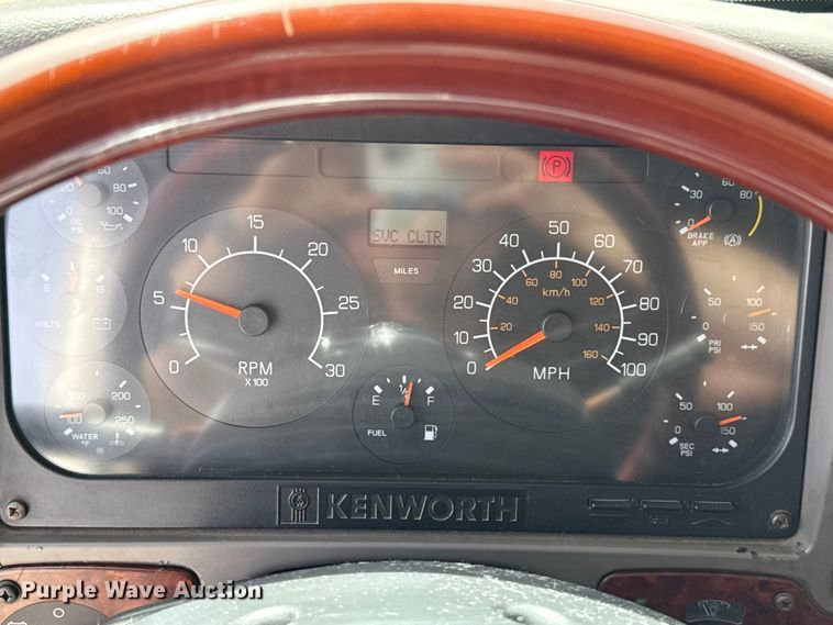 image for item ES5883 2006 Kenworth T2000 semi truck