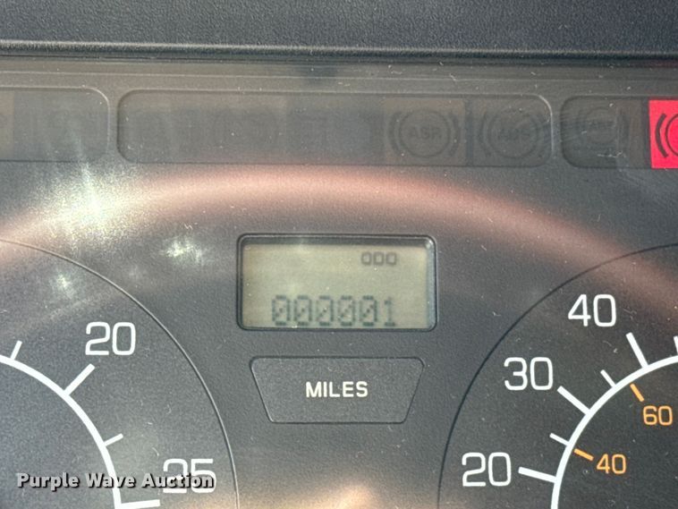 image for item ES5883 2006 Kenworth T2000 semi truck