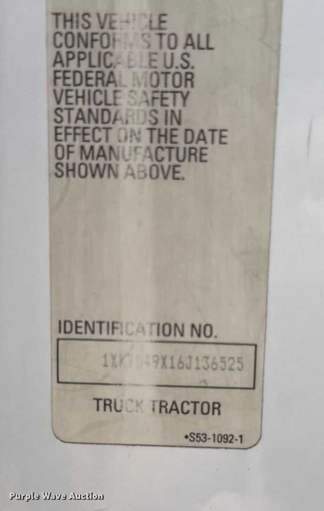 image for item ES5883 2006 Kenworth T2000 semi truck