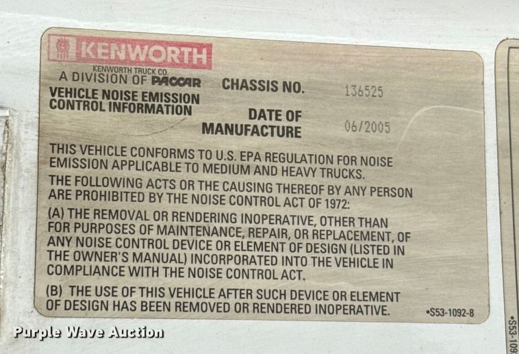 image for item ES5883 2006 Kenworth T2000 semi truck