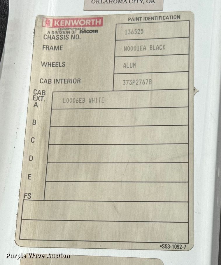 image for item ES5883 2006 Kenworth T2000 semi truck