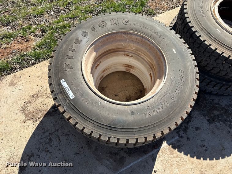 image for item ES5895 (8) wheels and tires