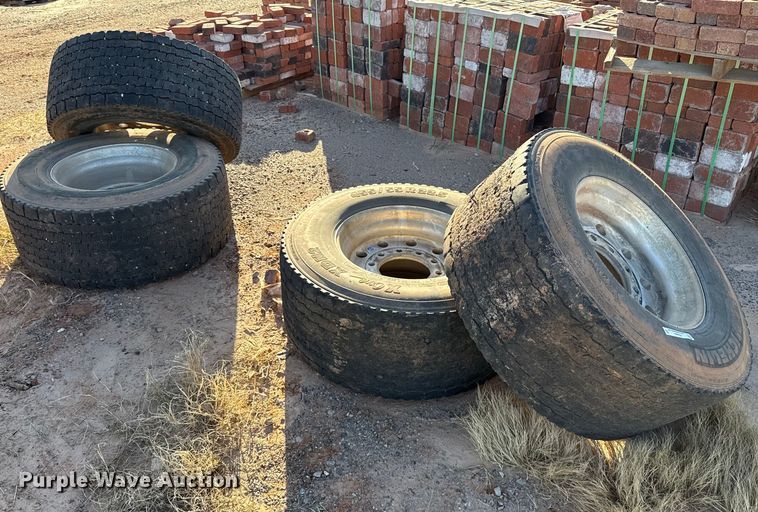 image for item ES5900 Wheels and tires