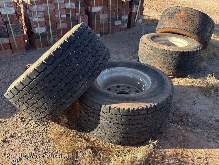 image for item ES5900 Wheels and tires