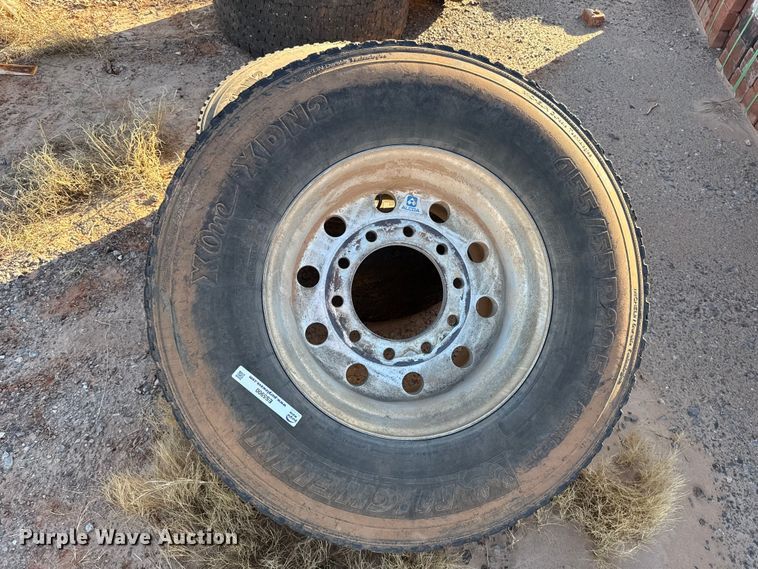 image for item ES5900 Wheels and tires