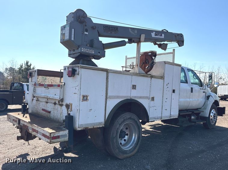 image for item ES8544 2008 Ford F650 Super Duty Crew Cab utility / service truck