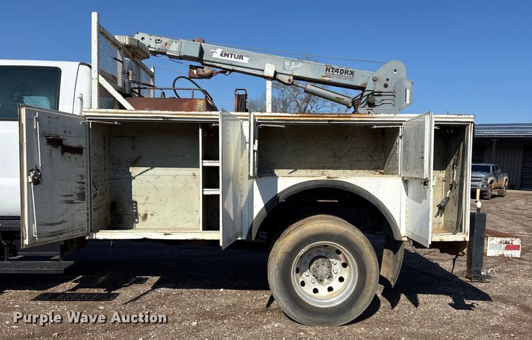 image for item ES8544 2008 Ford F650 Super Duty Crew Cab utility / service truck