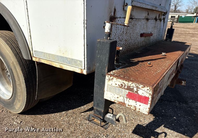 image for item ES8544 2008 Ford F650 Super Duty Crew Cab utility / service truck