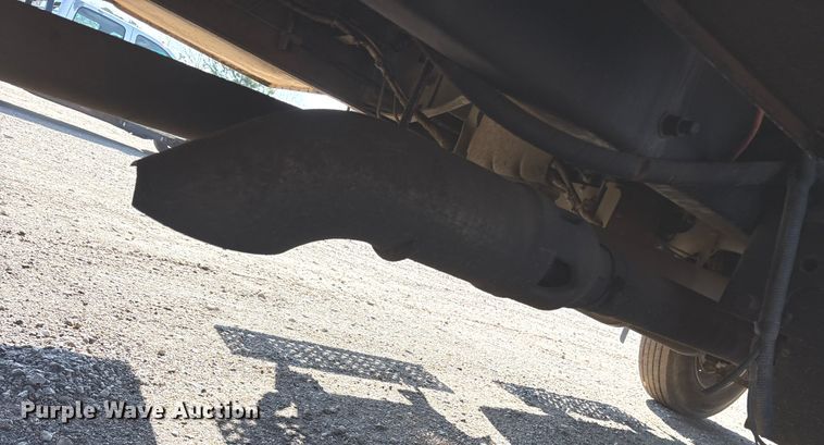 image for item ES8544 2008 Ford F650 Super Duty Crew Cab utility / service truck