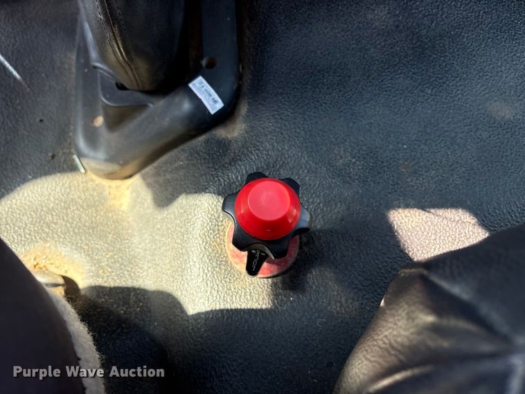 image for item ES8544 2008 Ford F650 Super Duty Crew Cab utility / service truck