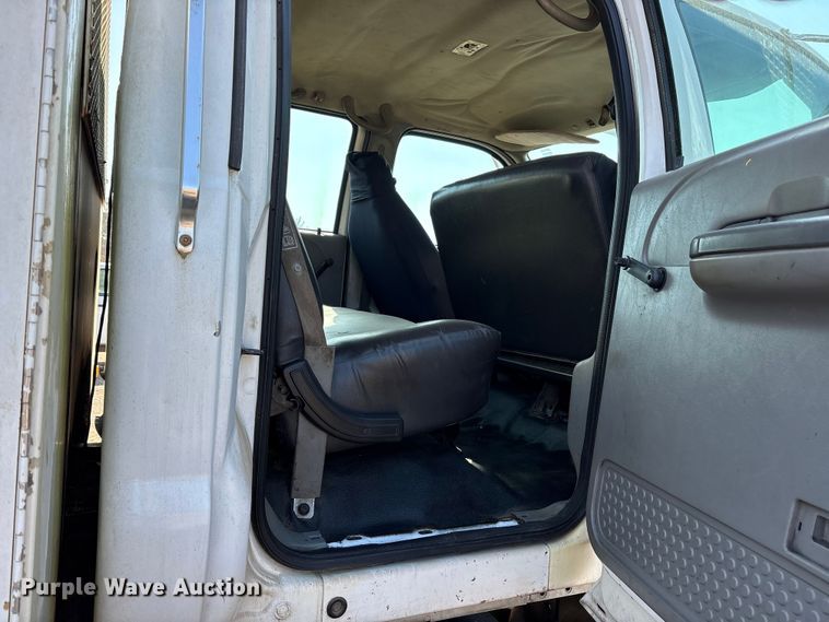 image for item ES8544 2008 Ford F650 Super Duty Crew Cab utility / service truck