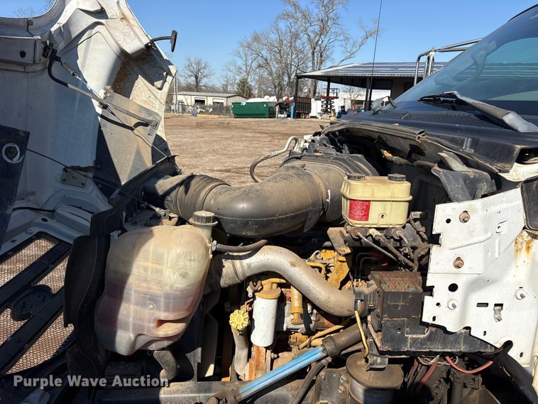 image for item ES8544 2008 Ford F650 Super Duty Crew Cab utility / service truck