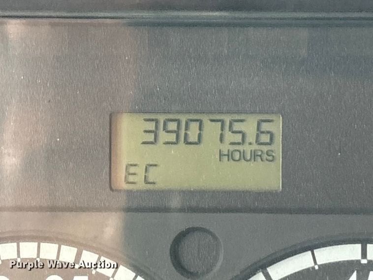 image for item ES8571 2006 Freightliner Columbia semi truck