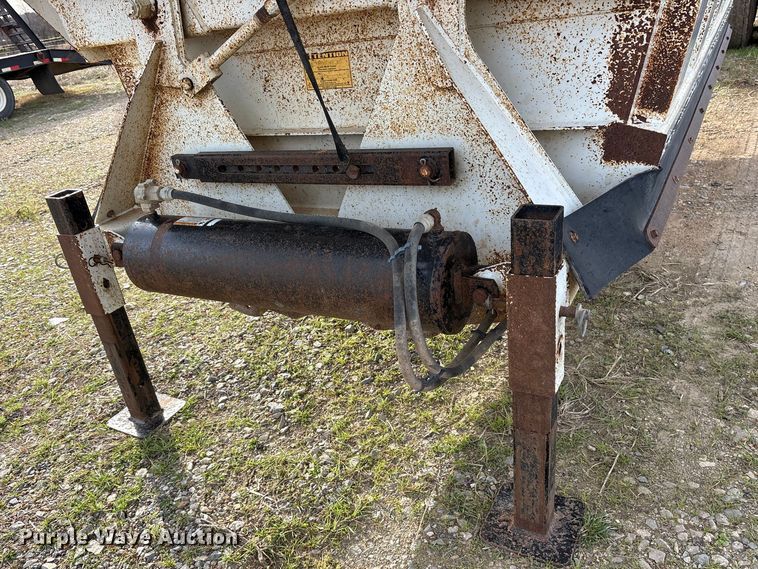 image for item ES8585 2015 Construction Trailer Specialists  BDT-40 Belly dump trailer