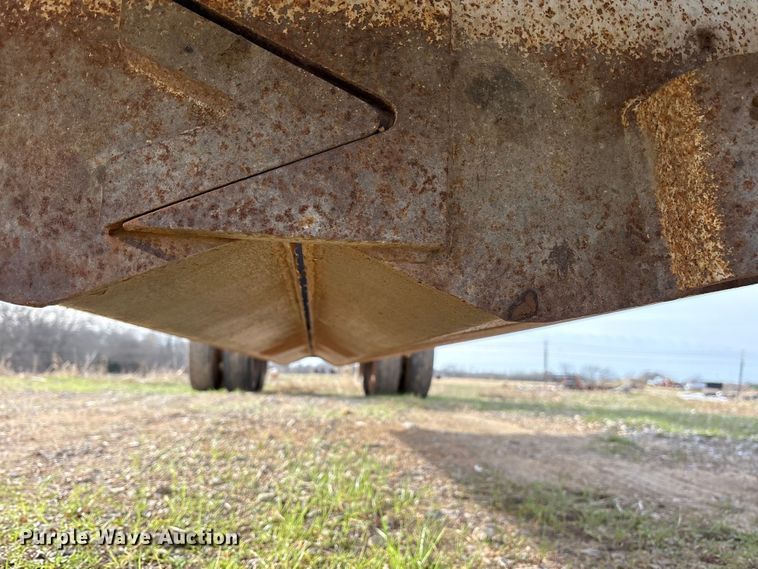 image for item ES8585 2015 Construction Trailer Specialists  BDT-40 Belly dump trailer