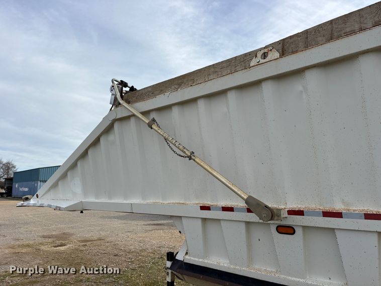 image for item ES8585 2015 Construction Trailer Specialists  BDT-40 Belly dump trailer