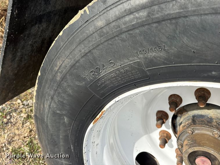 image for item ES8585 2015 Construction Trailer Specialists  BDT-40 Belly dump trailer