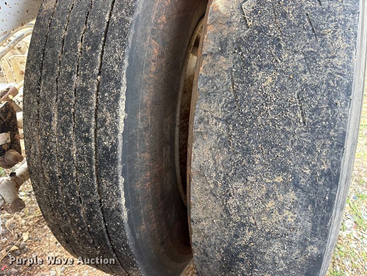 image for item ES8585 2015 Construction Trailer Specialists  BDT-40 Belly dump trailer