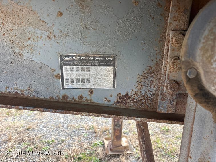 image for item ES8586 1991 Frauhauf flatbed trailer