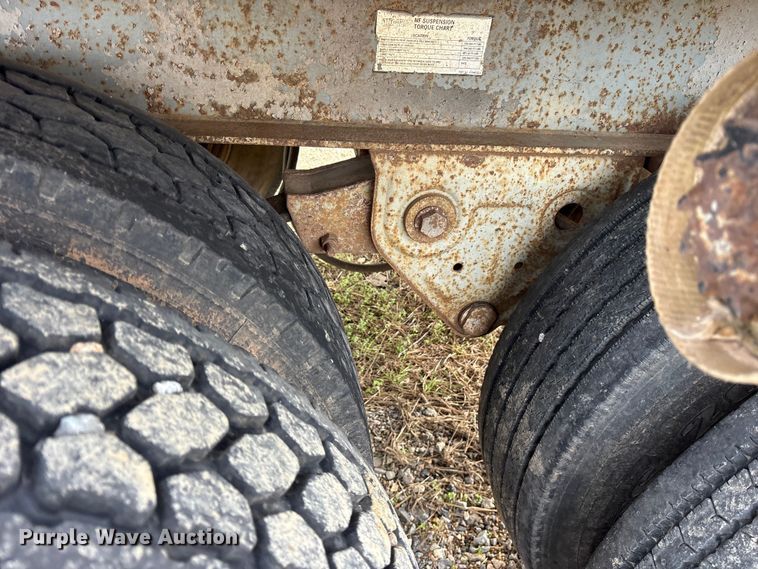 image for item ES8586 1991 Frauhauf flatbed trailer