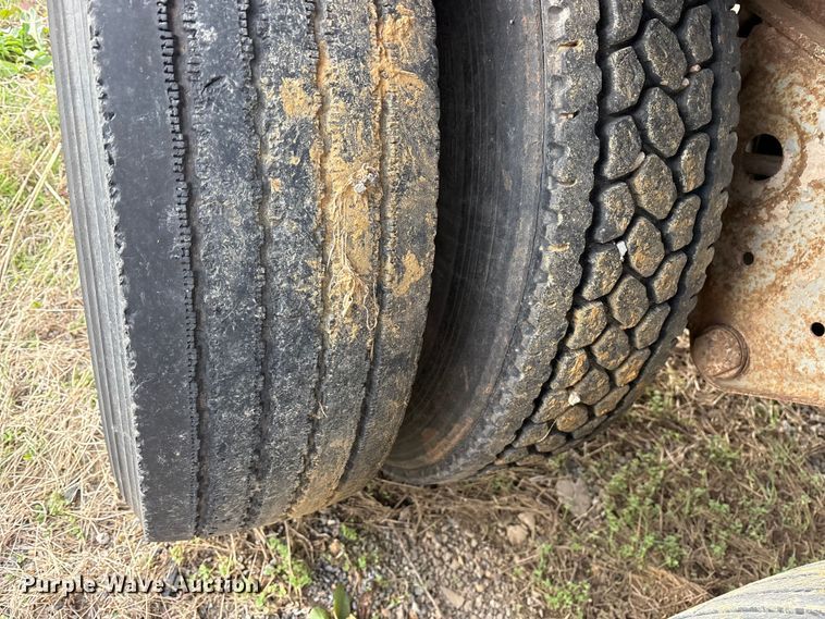 image for item ES8586 1991 Frauhauf flatbed trailer