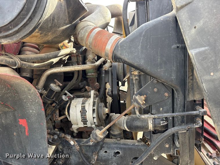 image for item ES8587 2000 International 8100 semi truck