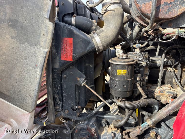 image for item ES8587 2000 International 8100 semi truck