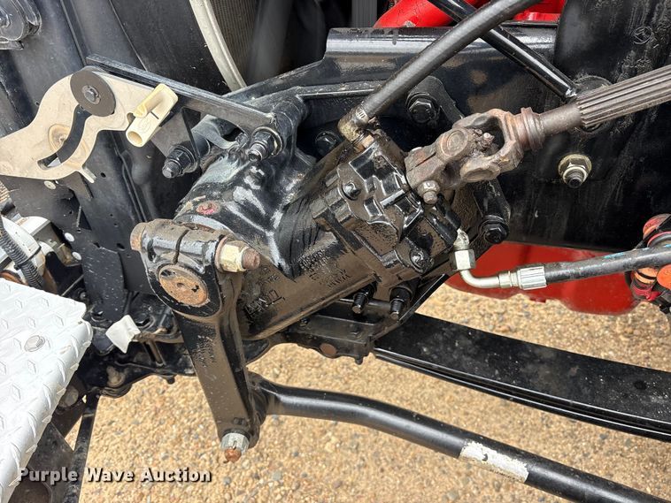 image for item ES8605 2014 Peterbilt 367 semi truck