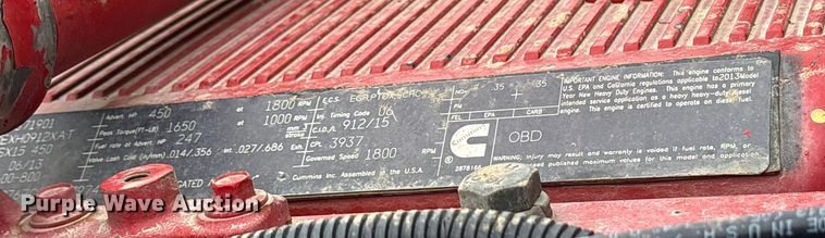 image for item ES8605 2014 Peterbilt 367 semi truck