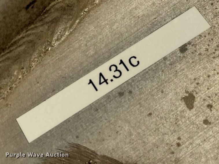 image for item ET1515 1976 Fruehauf tank trailer