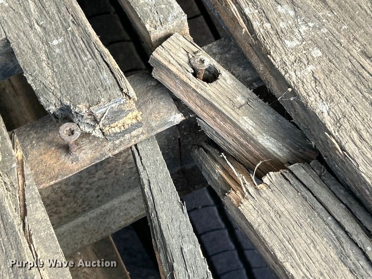 image for item ET6968 2005 Wabash dry van trailer