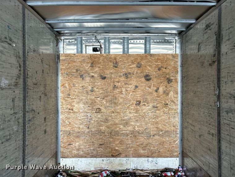 image for item ET6970 2004 Wabash dry van trailer