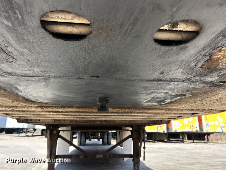 image for item ET6971 2006 Wabash Wabash National Corporation dry van trailer