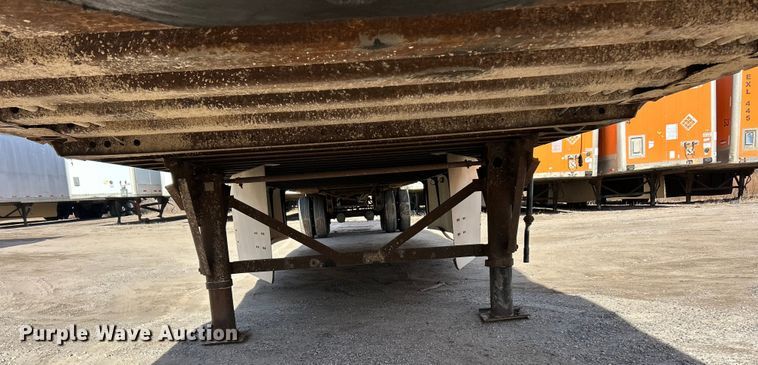 image for item ET6971 2006 Wabash Wabash National Corporation dry van trailer