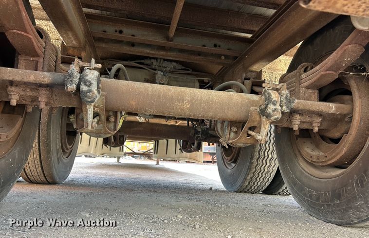 image for item ET6971 2006 Wabash Wabash National Corporation dry van trailer